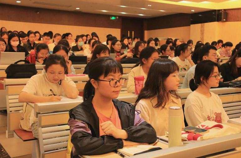 外国语学院学生马克思主义学习小组开班仪式现场